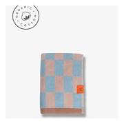 Ręczniki - Niebiesko-różowy ręcznik z bawełny organicznej 50x90 cm Retro – Mette Ditmer Denmark - miniaturka - grafika 1