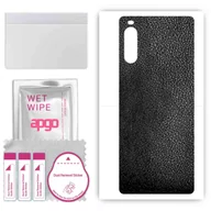 Szkła hartowane na telefon - Folia naklejka skórka strukturalna na TYŁ do Sony Xperia 10 III SOG04 -  Skóra Czarna - apgo SKINS - miniaturka - grafika 1