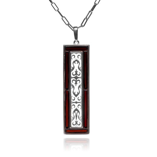 ankabizuteria.pl Srebrna zawieszka z wiśniowym bursztynem i ażurowym