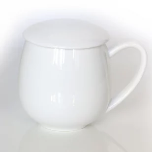 Kubek z zaparzaczem i pokrywką biały – idealny zestaw do przygotowania herbaty, perfekcyjny podarunek prezent dla mamy, taty, babci, dziadka - Kubki - miniaturka - grafika 1