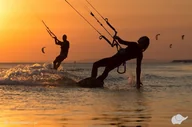 Czasopisma - Kurs Kitesurfingu "Początkujący" dla Dwojga Władysławowo - miniaturka - grafika 1