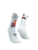 Skarpetki sportowe męskie - COMPRESSPORT Skarpetki do biegania wysokie PRORACING SOCKS V4 RUN HIGH IRONMAN 2025 white/sunset - miniaturka - grafika 1