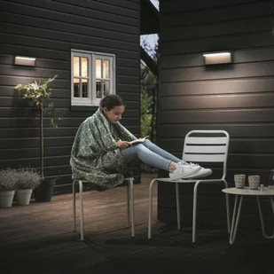 Philips Kinkiet zewnętrzny LED Bustan, czarny, aluminium, nowoczesny - Lampy ogrodowe - miniaturka - grafika 1