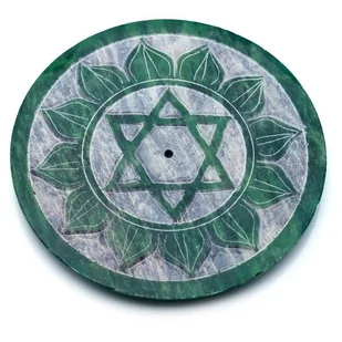Rzeźbiona okrągła steatytowa podstawka na kadzidełka z motywami Czakr - zielona - Kadzidła i dodatki - miniaturka - grafika 1