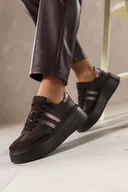 Półbuty damskie - Czekoladowe sneakersy skórzane damskie buty sportowe na platformie z miedzianymi wstawkami sznurowane PRODUKT POLSKI Casu M8931H89 - miniaturka - grafika 1