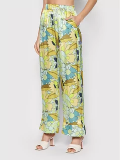Spodnie damskie - Simple Spodnie materiałowe SPD017 Zielony Regular Fit 5903220723375 34, 36, 38, 40 - grafika 1