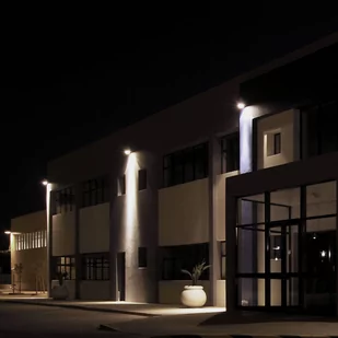 Philips ProjectLine Floodlight spot 3 000 K 30W - Lampy ogrodowe - miniaturka - grafika 2