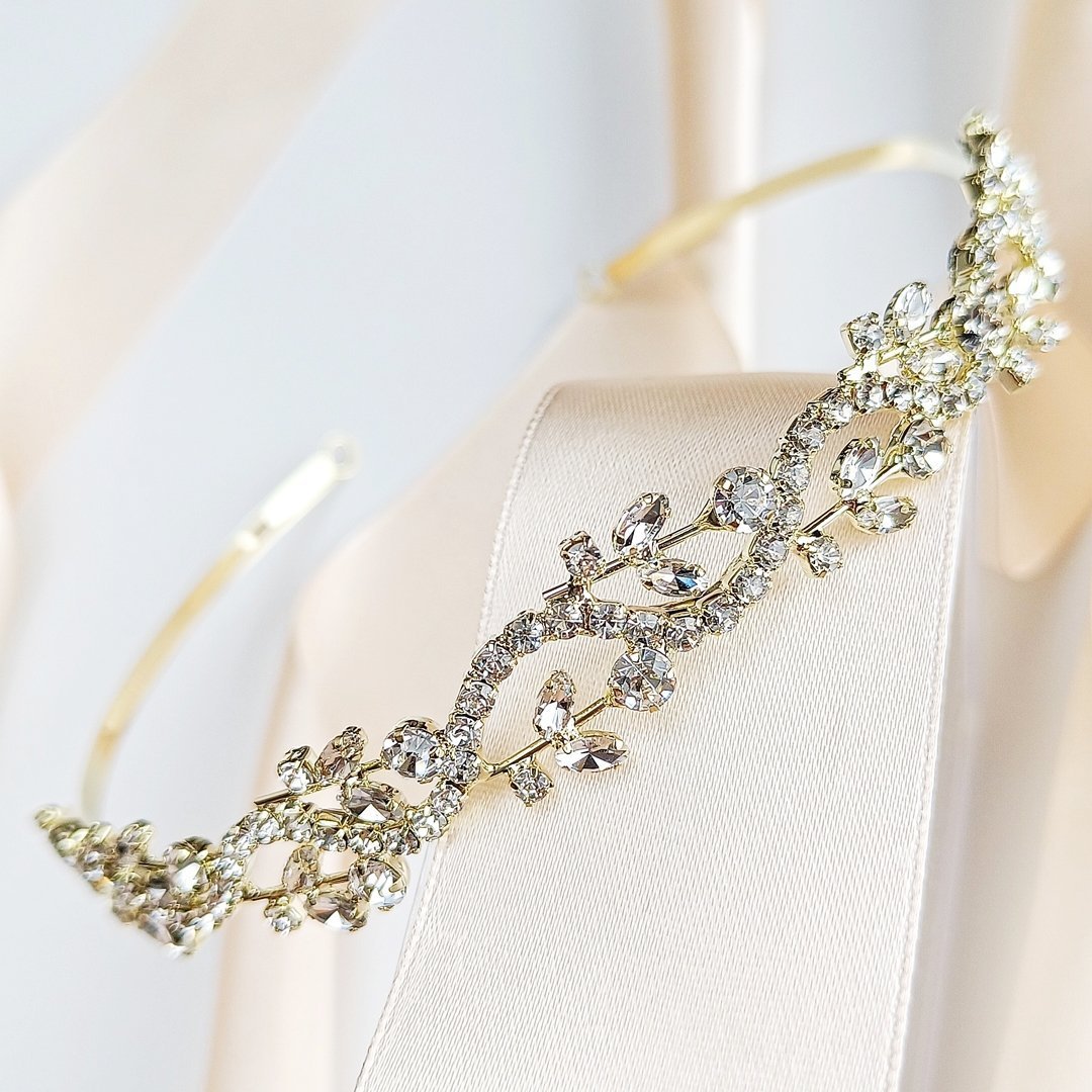 KOKONET Opaska na głowę złota z listkami ŚLUBNA cyrkonie kwiaty ELEGANCKA błysk