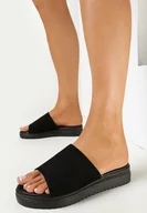 Klapki i japonki damskie - Czarne Klapki na Platformie z Perforacją Issoma - miniaturka - grafika 1