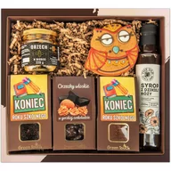 Zestawy upominkowe - Kosz prezentowy zestaw kawa, herbata, słodycze z piernikiem dla nauczyciela - miniaturka - grafika 1