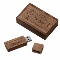 Pamiątka Pierwszej Komunii Świętej - Drewniany pendrive 32 GB w pudełku z grawerem - miniaturka - grafika 1