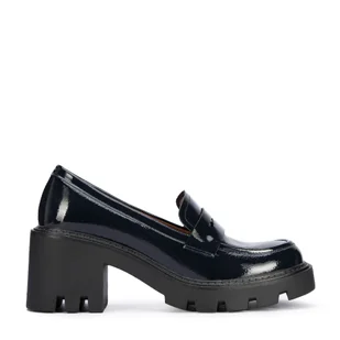 Czółenka ze skóry lakierowanej na grubej platformie z bieżnikiem granatowe - Wittchen - Mokasyny damskie - miniaturka - grafika 1