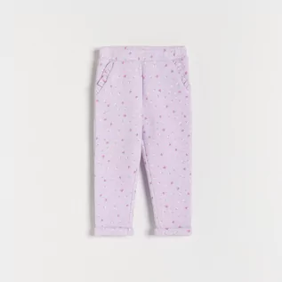 Spodnie i spodenki dla dziewczynek - Reserved - Spodnie z falbankami - Fioletowy - grafika 1