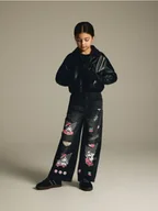 Spodnie i spodenki dla dziewczynek - Reserved - Jeansy super wide leg Kuromi - szary - miniaturka - grafika 1