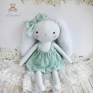 Maskotki i pluszaki - Króliczek Nela przytulanka w spódniczce miętowej w kwiatuszki - miniaturka - grafika 1
