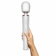 Czyszczenie zabawek erotycznych - Le Wand Le ścian rechargeable Massager, White OS LW-001PRL - miniaturka - grafika 1