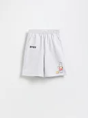 Spodnie i spodenki dla dziewczynek - Reserved - Szorty z nadrukiem BT21 - jasnoszary - miniaturka - grafika 1