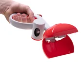 Woreczki na psie odchody - Automatyczna łopatka do zbierania psich odchodów z woreczkami - czerwona - miniaturka - grafika 1