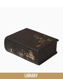 Świeca sojowa w kształcie Księgi – Sekrety Nocy – 170 ml – Idealna na prezent na dzień nauczyciela – Zapach Biblioteki - Świece - miniaturka - grafika 1