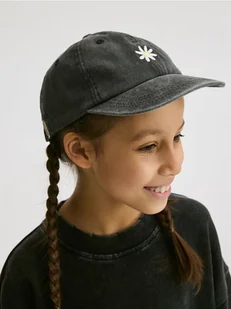 Reserved - Czapka z daszkiem z haftem - ciemnoszary - Czapki dla dzieci - miniaturka - grafika 1