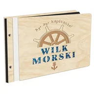 Albumy fotograficzne - Album Na Zdjęcia Z Pierwszą Stroną W Kolorze W Drewnianej Oprawie Z Czarnymi Kartami Z Grawerem Wilk Morski Wakacje Nad Morzem - miniaturka - grafika 1