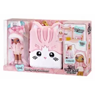 Lalki dla dziewczynek - Lalka NA! NA! NA! Surprise Backpack Bedroom Seria 3, Pink Kitty Mga Entertainment - miniaturka - grafika 1