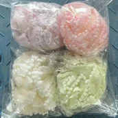 Pozostałe akcesoria do kąpieli i SPA - TEMU 4- Gąbek do Peelingowania - Miękkie Siatkowe Kule do Kąpieli w Jasnym Beżu, i Domowa Spa, 4 Kolory (Jasnozielony, Żółty, Różowy, Fioletowy) z - miniaturka - grafika 1