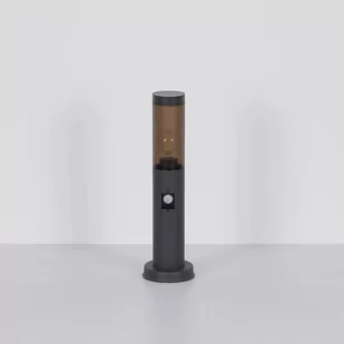Lampa cokołowa Boston z gniazdami i czujnikiem - Lampy ogrodowe - miniaturka - grafika 2