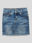 Sukienki i spódniczki dla dziewczynek - Spódnica jeansowa z naszywką z logo - miniaturka - grafika 1