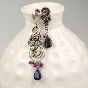 Kolczyki - Para nie do pary - kolczyki srebrne z szafirem, rubinem, granatem i perłą - miniaturka - grafika 1