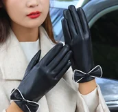 Rękawiczki dla dzieci - czarne damskie RĘKAWICZKI z ozdobną kokardą skórzane stylowe dodatki modowe - Inny producent - miniaturka - grafika 1