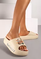 Klapki i japonki damskie - Ciemnobeżowe Klapki z Pianki na Grubej Podeszwie z Nadrukiem Misia Melorea - miniaturka - grafika 1