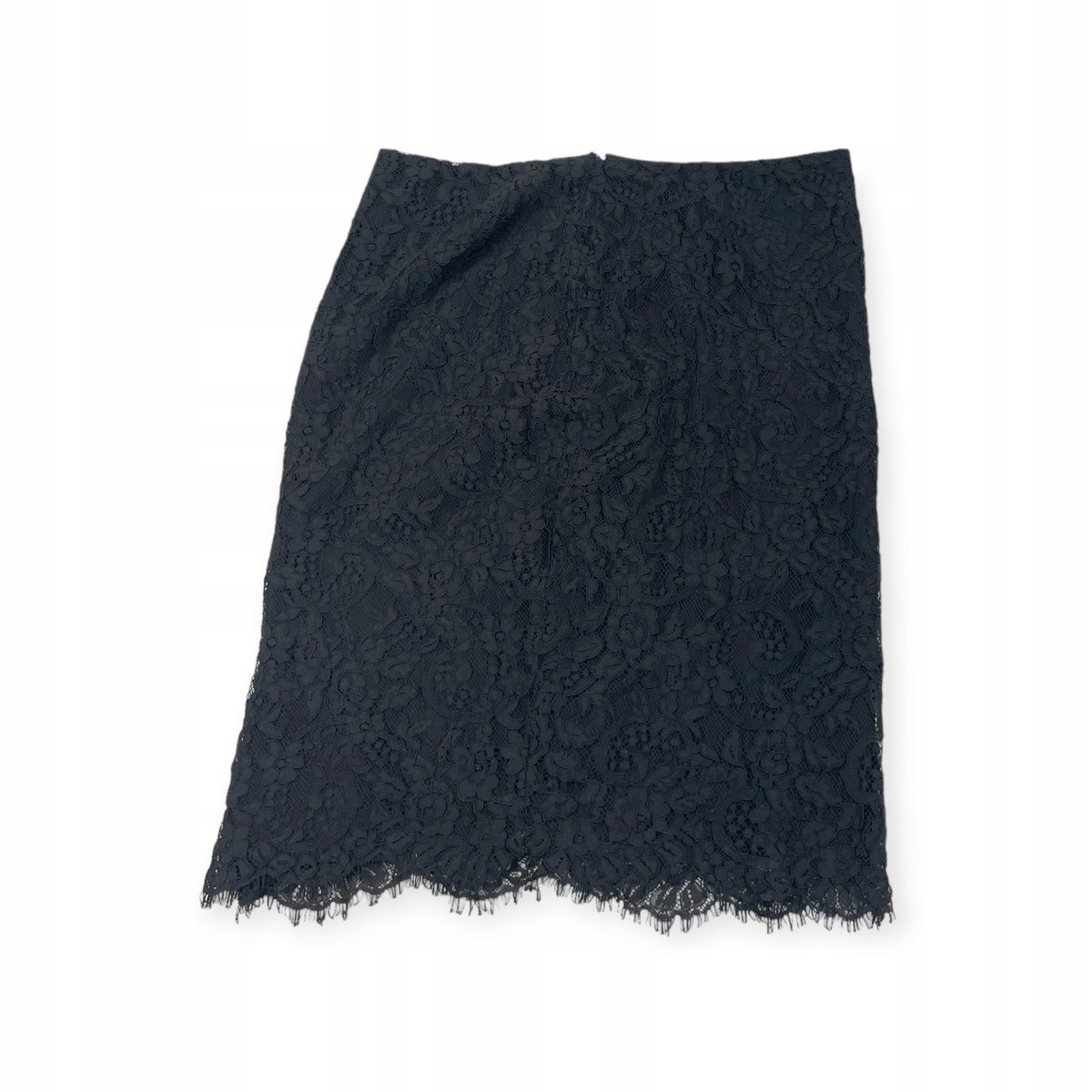 Spódniczka damska w koronkę 10