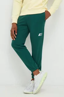 Spodnie męskie - New Balance spodnie dresowe męskie kolor zielony z nadrukiem - grafika 1