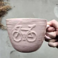 Kubki - POTPOTSTUDIO Ceramiczny kubek rower POTPOTSTUDIO Pastel 400 ml 9412-uniw - miniaturka - grafika 1