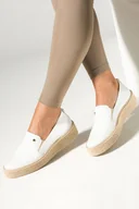 Półbuty damskie - Białe półbuty skórzane damskie slip on na platformie PRODUKT POLSKI Casu 2814-129-40 - miniaturka - grafika 1