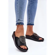 Klapki i japonki damskie - S.Barski Skórzane Damskie Klapki Z Ozdobą KV51-028 Czarne - miniaturka - grafika 1