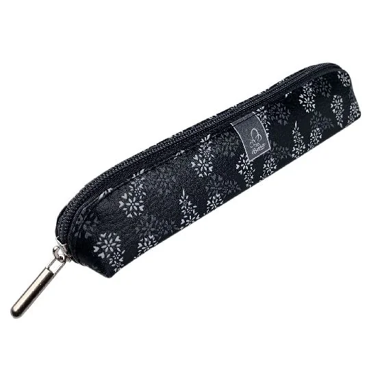 Piórnik Mini Kwiaty W Gronach B W