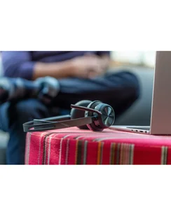 POLY Voyager Focus 2 UC USB-C Charge Stand - Słuchawki - miniaturka - grafika 1