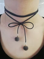 Naszyjniki - CHOKER POPIELATY kokardka sznurek SZNURÓWKI POMPON - miniaturka - grafika 1