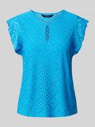 Koszulki i topy damskie - T-shirt z haftem angielskim model ‘TASSA’ - miniaturka - grafika 1