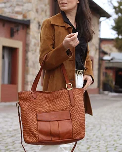 Duża torebka pleciona na ramię shopperka skórzana - brąz camel - Torebki damskie - miniaturka - grafika 1