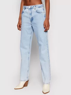 Spodnie damskie - NA-KD Jeansy Contrast Pocket 1660-000582-0047-581 Niebieski Regular Fit - grafika 1