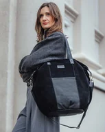 Torebki damskie - Torba skórzana zamszowa shopper z kieszeniami - czarna - miniaturka - grafika 1