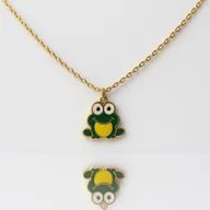Biżuteria dla dzieci - Naszyjnik Frogie Złoty Emaliowany Żabka dla Dziewczynki Stal 316L Prezent dla Córki - miniaturka - grafika 1