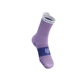 COMPRESSPORT Skarpetki do biegania trailowe ProRacing Socks V4 Trail lupine/dazzling blue - Skarpetki sportowe męskie - miniaturka - grafika 2