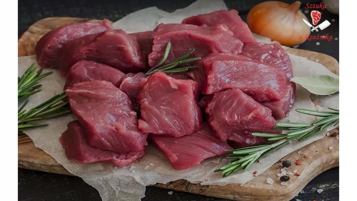 Mięso z dzika na gulasz świeże