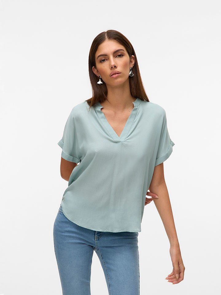 Vero Moda Bluzka w kolorze błękitnym