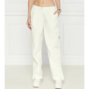 Calvin Klein Jeans Spodnie Regular Fit - Spodnie sportowe damskie - miniaturka - grafika 1