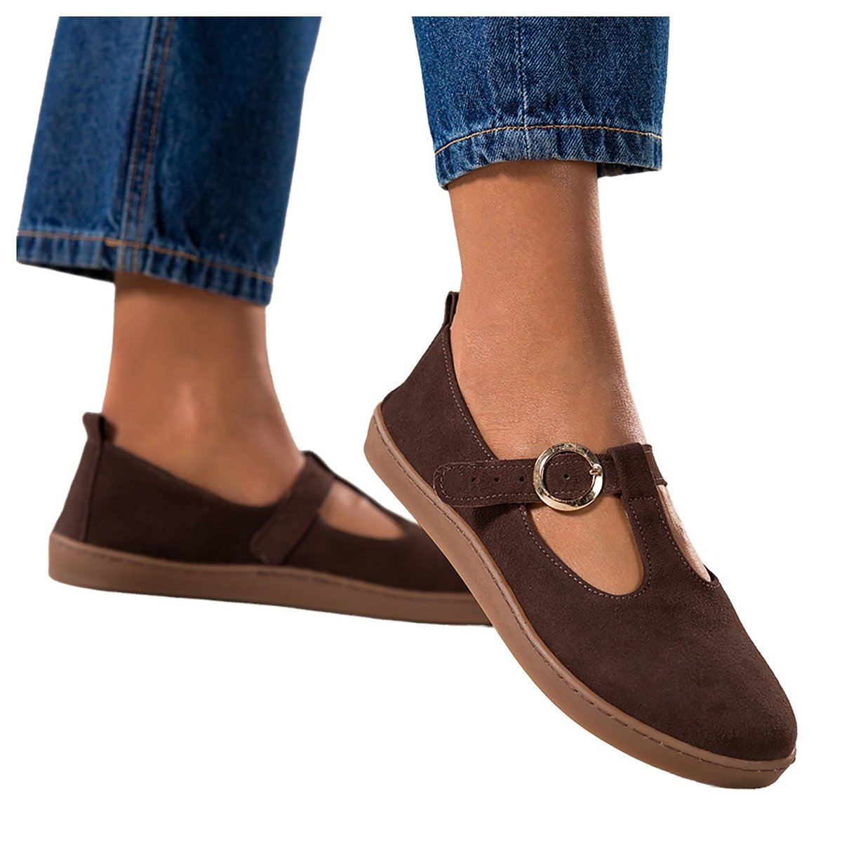 Czekoladowe buty barefoot skórzane damskie zamszowe szerokie na elastycznej płaskiej podeszwie wycięta cholewka pasek ze złotą klamrą PRODUKT POLSKI..